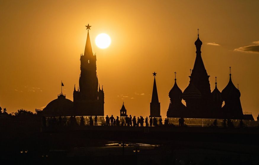 «Ждать ли в августе штурма Кремля мигрантами?»: депутата ошарашил вопрос 