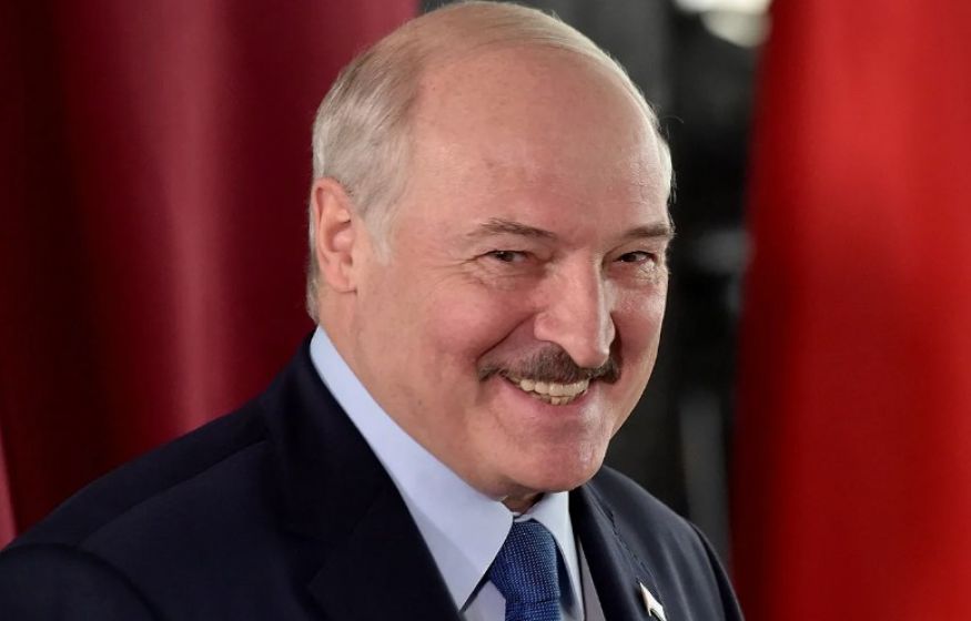 «Должен быть денацифицирован, паскуда!»: Лукашенко обвинили в предательстве России