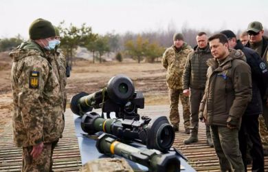 Отвергнуты Западом? Зеленский пригрозил россиянам оружием украинской разработки 