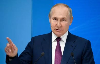 Путин начал реформирование системы управления в России