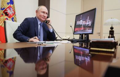 Путин будет править еще 17 лет: Кох 