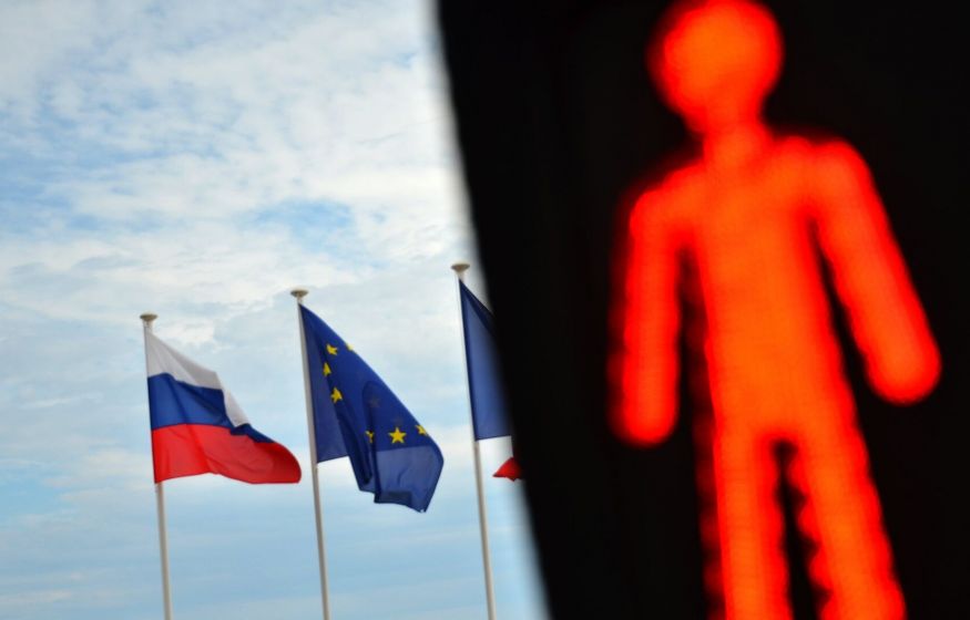 «Запад должен вернуть все замороженные средства и компенсировать убытки от санкций. Но Россия молчит»: депутат