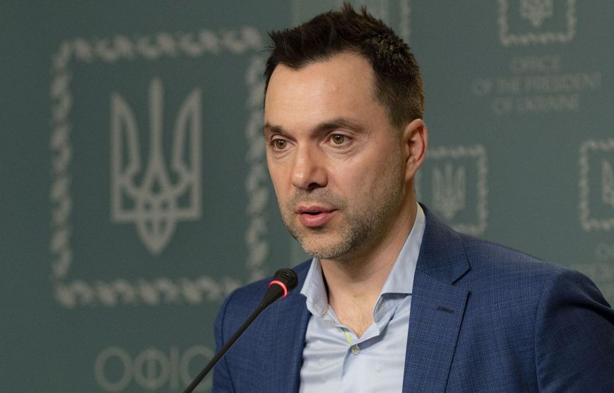 «9 мая – развязка. Если ВСУ атакуют Москву, страны восстанут против Украины. Где тогда спрячется Зеленский?»: Арестович* «9 мая – развязка. Если ВСУ атакуют Москву, страны восстанут против Украины. Где тогда спрячется Зеленский?»: Арестович*