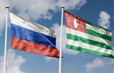 Абхазию готовят к присоединяю к России. Кириенко уже включился в работу: Кремлевская табакерка