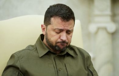 «Что ты сделаешь, тифозная вошь с накокаиненным носом?»: Совбез РФ пригрозил Зеленскому