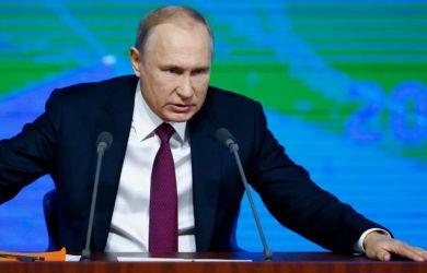 «Плевок в лицо». Путин ищет преемника? Трагическая смерть: главное к утру 