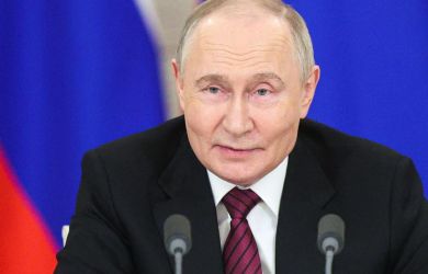 Путин готов заключить мир. Надо жахнуть «Орешником» по Западу? Риск заморозки денег: главное к 21:00