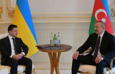 «Выступаем против Путина вместе»: Алиев присягнул на верность ВСУ. Пора проводить ещё одну СВО?