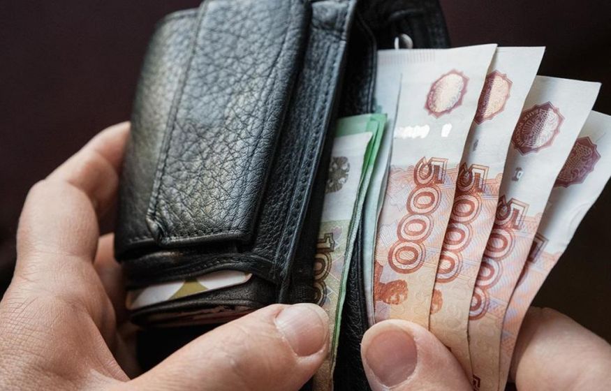 Доходы россиян заметно выросли: средняя зарплата превысит 100 тыс. рублей