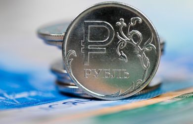 Цены начнут падать. Последствия укрепления рубля: эксперт