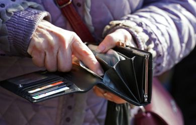 Карты будут блокировать даже за легальные мелкие поступления и переводы от разных людей