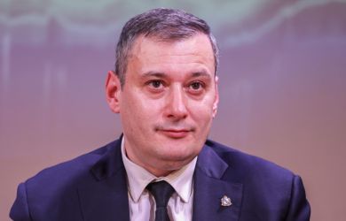 «Кабинет освятил. Надеюсь, что всё черное отсюда исчезло. Впереди много городов. Люди поражают меня»: Хинштейн о службе