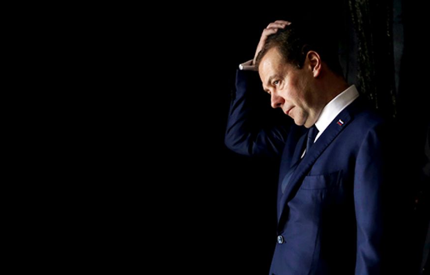 «Путин разгневан. Медведев много болтает. Отставка близка?»: INSIDER-T