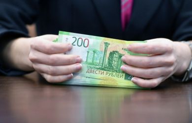 «Рубль переукреплен»: названо неожиданное последствие ослабления рубля и снижения ключевой ставки