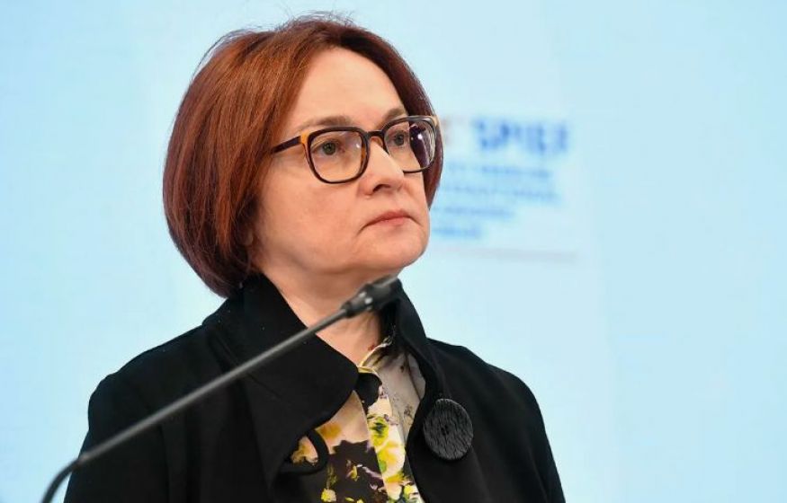 Цены зашкаливают. Набиуллину обвинили в угрозе армии: «Солдаты сплошь с полиомиелитом!» Цены зашкаливают. Набиуллину обвинили в угрозе армии: «Солдаты сплошь с полиомиелитом!»