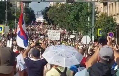 Дву*опость до добра не доводит. Вучич на пороге кровавого майдана: ЦГ