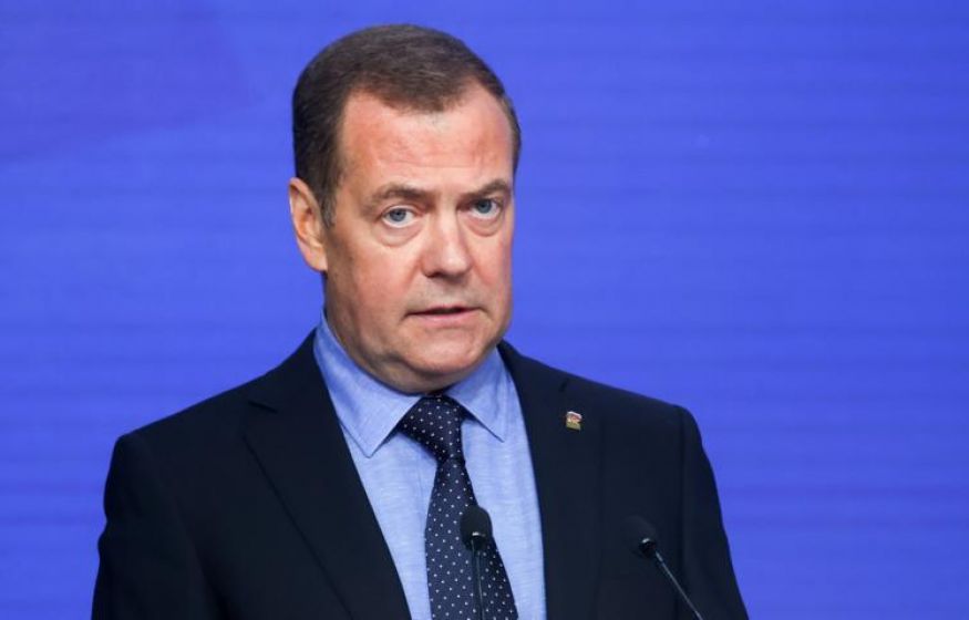 Медведев «обозвал» Трампа. Что будет делать Россия?