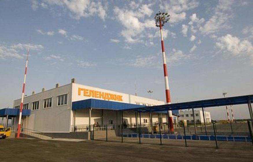«Зеленский уже отдал приказ. Самолеты хотят остановить дронами»: эксперт об открытии аэропорта Геленджика «Зеленский уже отдал приказ. Самолеты хотят остановить дронами»: эксперт об открытии аэропорта Геленджика