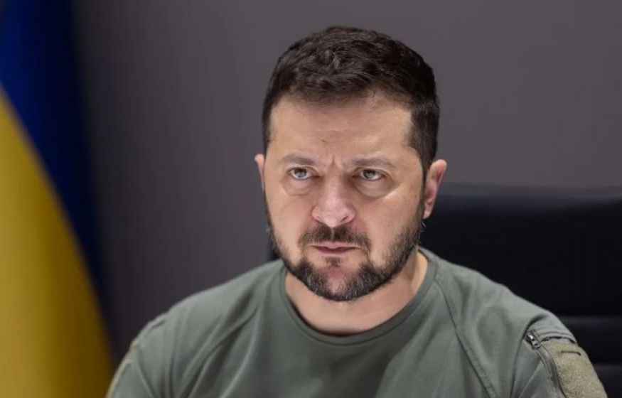 Зеленский нацелил «Таурусы» на Москву. Удар возмездия уже похоронил военную базу Зеленский нацелил «Таурусы» на Москву. Удар возмездия уже похоронил военную базу