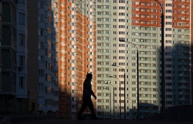 «Люди превращаются в крепостных! Везет только москвичам»: призыв депутата по трудовой мобильности и развитию территорий