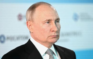 «Путин сокращает сокращает оборонные расходы. Нехорошие звоночки. Войну с Западом не вывезем»: Сивков