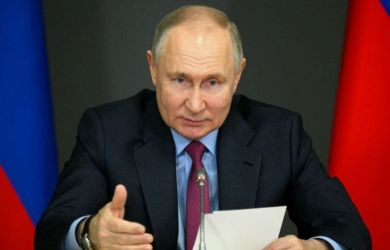 Путин срочно снимает чиновников в новых регионах. Секретная папка попала к президенту