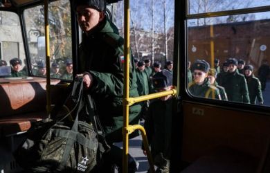 Весеннего и осеннего призыва не будет. Что придумала Госдума?