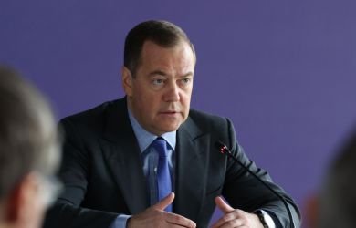 «Байден больше не президент». «Работайте ради Америки, прежде всего, дедули!»: Медведев ответил на угрозы Грэма* России