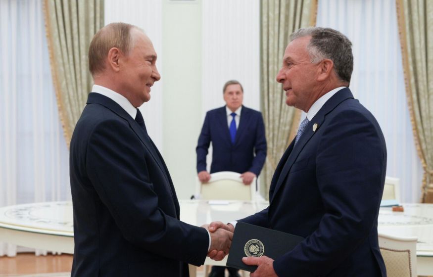 Уиткофф покидает Кремль: три часа убеждений Путина кончились. Ночью РФ услышит заявление Трампа Уиткофф покидает Кремль: три часа убеждений Путина кончились. Ночью РФ услышит заявление Трампа