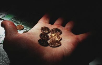 Жизнь россиян стала хуже: бедность вызывает стыд