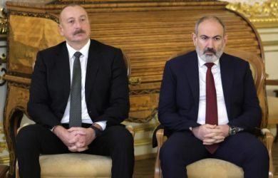 «Пашинян и Алиев пошли по пути Зеленского и дорого заплатят за свой недостойный поступок»: генерал КСИР Джавани