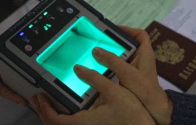 «Нужно вводить тотальную биометрию. Если на биографии человека есть пятно, пусть сидит дома»: призыв из Госдумы