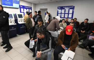 «Мигранты не уезжают из России, а уходят в теневой сектор. Более 4,7 млн приезжих»: депутат повторил принцип «трех "П"»