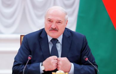 Украинцы бегут от Зеленского к Лукашенко: Киев остановил почти тысячу мужчин. Свириденко нашла выход