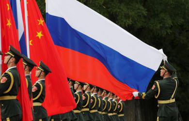 «Стратегия США провалена. Эффект противоположный: РФ и КНР стали еще дружнее»: Россия изменила ход истории
