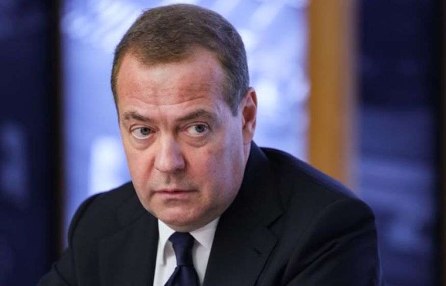Трамп разозлил Медведева. Кадырову дали деньги регионов. НАТО нужны массовые жертвы: главное к утру