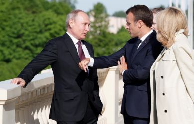 «Наполеоновский» провал: Путин поставил Макрона на место. Расправа над «теневым флотом» провалилась. Китай аплодирует