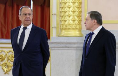 «МИД РФ жестко поспорил с Кремлем и окружением Путина. Разгорается серьезный конфликт элит»: INSIDER BLACK