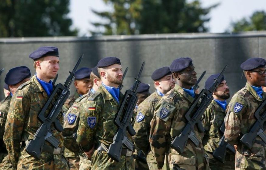 Европа показала зубы, но не может укусить: экс-полковник США разнес в пух и прах подготовку ЕС к конфликту с Россией Европа показала зубы, но не может укусить: экс-полковник США разнес в пух и прах подготовку ЕС к конфликту с Россией