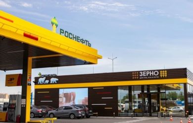 Спекулянты-посредники держат бензин на складах. Мишустин взял расследование под личный контроль: Полковник Чернов