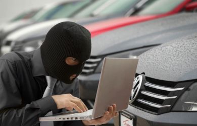 Криптоловушка для автолюбителей: в МВД раскрыли схему развода с перегоном авто