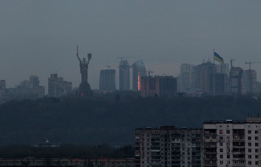Киев вынужден пополнять бюджет России: как удары ВС РФ изменили расклад сил Киев вынужден пополнять бюджет России: как удары ВС РФ изменили расклад сил