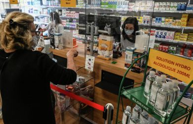 «Люди экономят на здоровье, чтобы хватило на продукты»: кому призвали полностью компенсировать траты на лекарства?