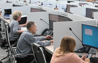 Россиянам хотят сократить отпуск на неделю. «Только так можно «преодолеть вызовы», стоящие перед страной»