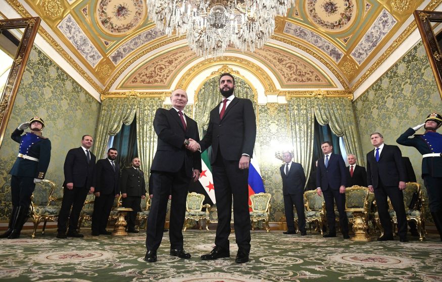 Что скрывают Путин и новый лидер Сирии после закрытых переговоров? Что скрывают Путин и новый лидер Сирии после закрытых переговоров?