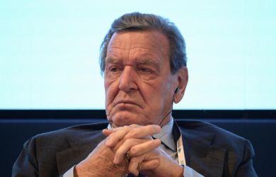 «Мы не хотели вмешательства Польши»: Шрёдер раскрыл роль Меркель в «Северном потоке»