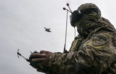 Киев в панике ВС РФ атакуют неизвестным оружием. Очень напоминает полет НЛО: АиФ