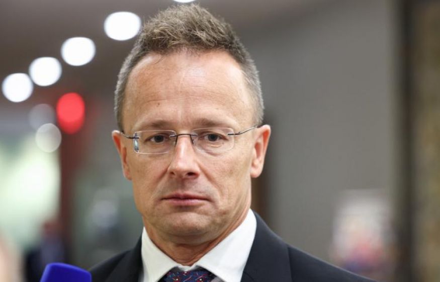 Киев не просит, а выдвигает требования так, словно это «честь для Европы»: европейцы возмущены Киев не просит, а выдвигает требования так, словно это «честь для Европы»: европейцы возмущены