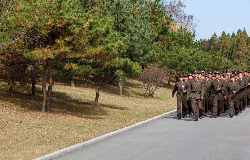Российский генерал подтвердил: солдаты из КНДР едут в Россию. Но разведка Южной Кореи «забыла» рассказать всю правду