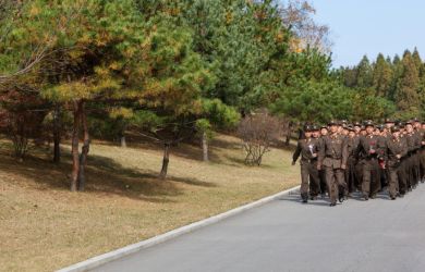 Российский генерал подтвердил: солдаты из КНДР едут в Россию. Но разведка Южной Кореи «забыла» рассказать всю правду